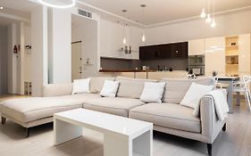 Elegante E Spazioso Quadrilocale In Porta Venezia